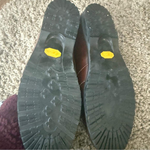 G.H. Bass & Co. women Brown Leather Loafers!NWOT! - Picture 4 of 4